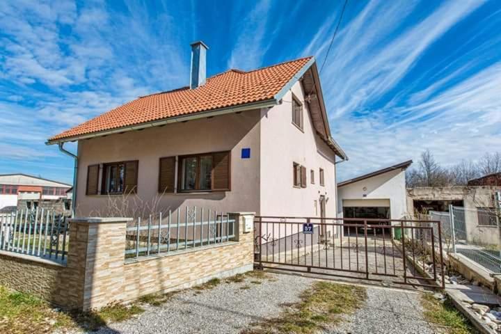 Apartman Sunny Lika Gospic Exterior photo